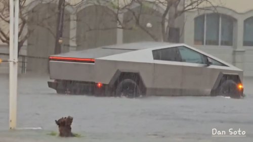 Video shows Tesla Cybertruck driving through flooded street in New Orleans