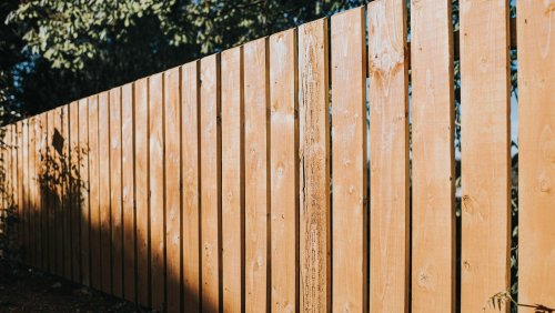 Add extra privacy to your yard with these DIY fence ideas 