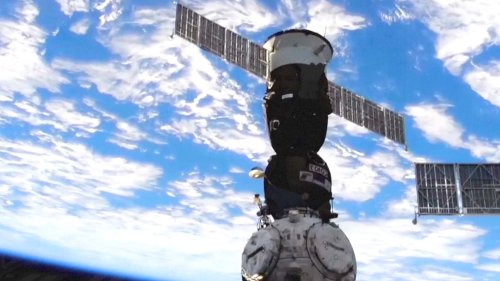 Joint Russian-American Space Mission Up to the ISS a Success After Last Minute Abort