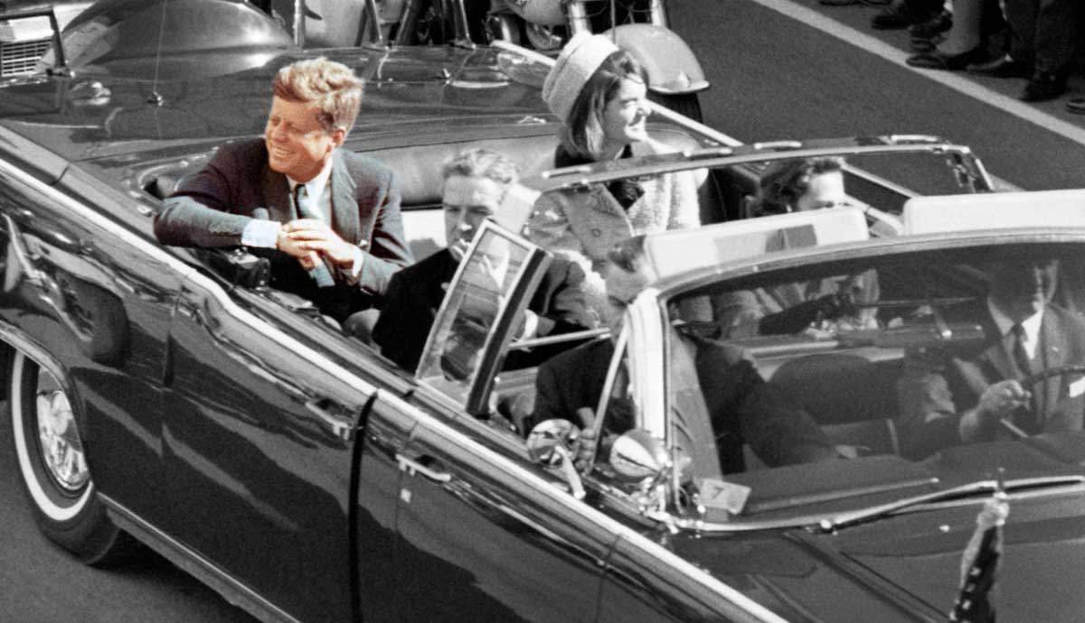 The Grassy Knoll: Details of Kennedy's Death 
