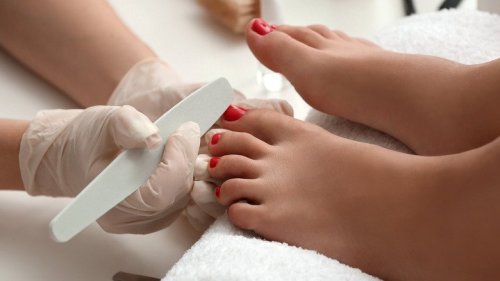 How To Tell If Your Nail Salon Is Safe