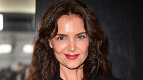 Katie Holmes is almost unrecognizable without makeup