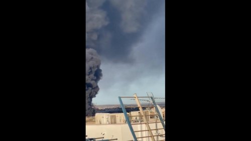 Spain: Fire Erupts at Recycling Plant in Almería 2