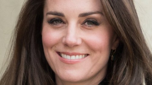 Kate Middleton Breaks An Unofficial Royal Rule With Fan