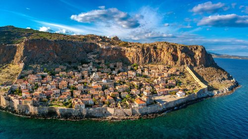 If You're Looking For A Couple's Getaway, This Greek Town Is Just For You