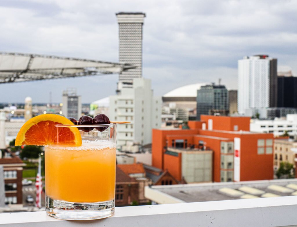13 Best New Orleans Bars