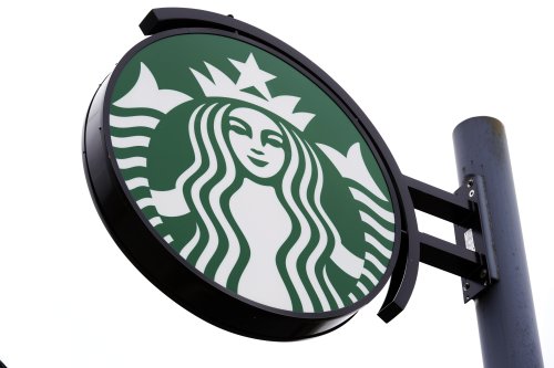 Starbucks leaving Russian market, shutting 130 stores