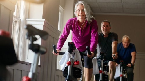 Struggling With Aching Joints? Improved Nutrition and Exercise Could Help