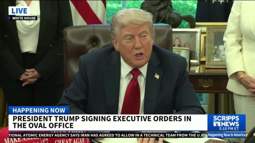Trump signs order setting new rules for college accreditation process