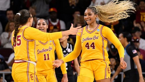 Magazine - WOMENS COLLEGE BASKETBALL