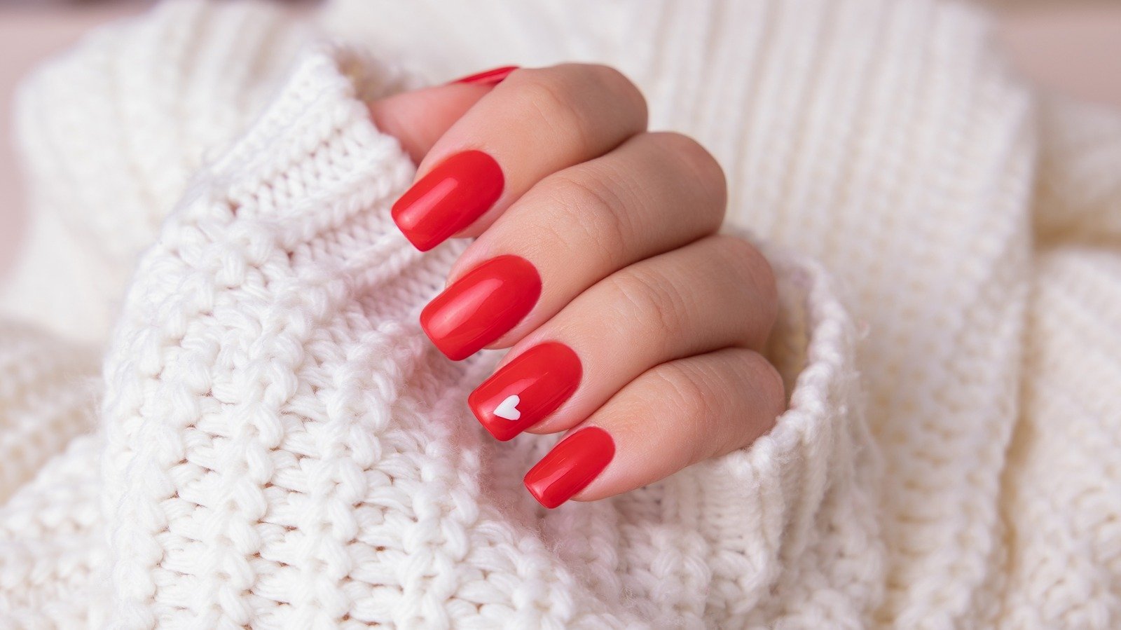 The Most Romantic Nail Art Ideas For Valentine's Day 2023 