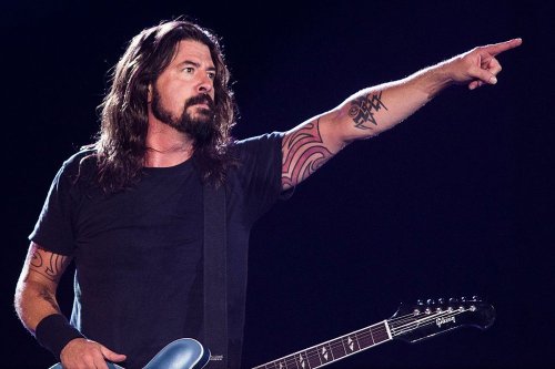 Watch: Dave Grohl's magical first performance since Taylor Hawkins' death