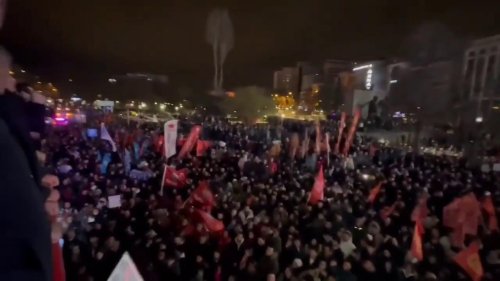 Türkiye: Istanbul Sparks Turkey-Wide Protests