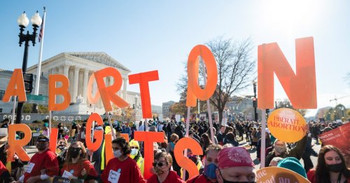 Roe v Wade and Women's Health: Here's What's Happening