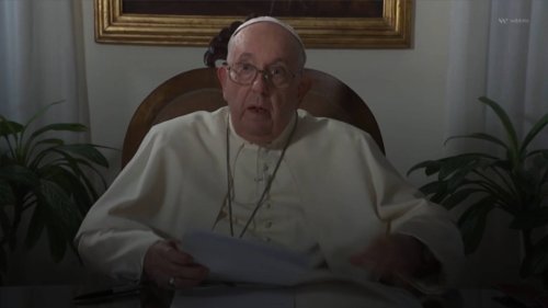 Le Pape est hospitalisé après avoir attrapé la grippe
