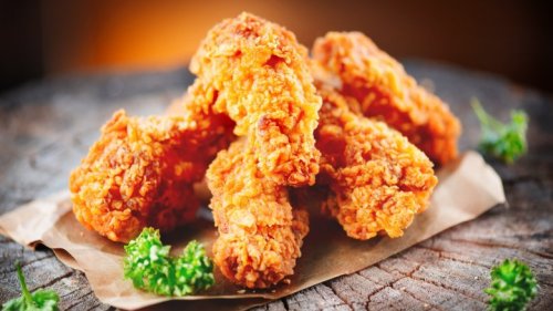 Here's Why Your Homemade Fried Chicken Is Always Failing
