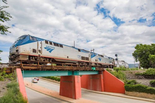 What you need to know before booking an Amtrak sleeping car