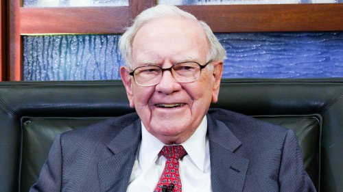 How Warren Buffet Lives Frugally