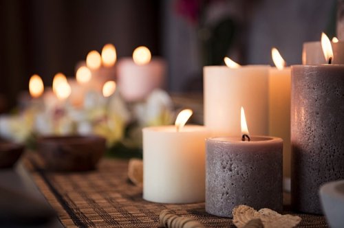 You’re Probably Burning Candles Wrong—Here’s How to Do it Safely