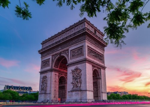 Best Things to do in Paris at Night - SerchUp AI