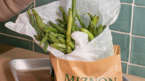 TikTok Has Discovered NYC's Iconic Green Beans In A Bag
