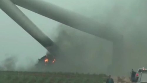 Severe thunderstorm bends 90m tall wind turbine in half