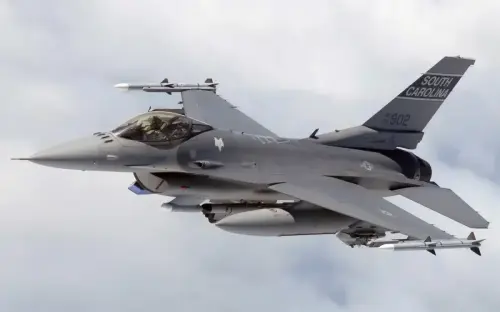Cockpit footage of an F-16 pilot doing a triple barrel roll will make you gawk