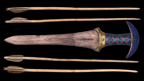 Bones of Ancient Egyptian Princesses Reveal They Wielded Weapons