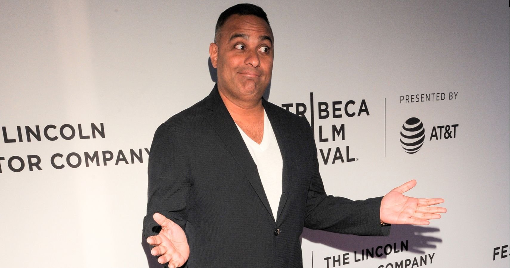 How Russell Peters Became One Of The Biggest Comedians In The World