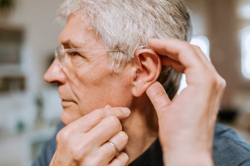 32% of People with Dementia Experience This Symptom, Too