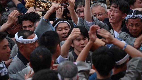 Japan: Tokyo residents celebrate Kanda Matsuri with traditional 'Mikoshi' procession