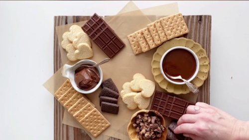 How To Assemble A S'mores Board with Heather templeton