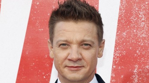 Jeremy Renner's Remarks About The Original Avengers Will Warm Your Heart 