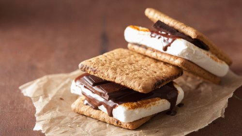 Use A Gas Stove To Craft The Perfect S'more Without Stepping Outside