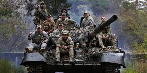 Magazine - Ukrainian War. 💣💣🪓🪓💣. 