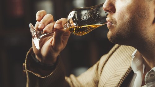 Whiskey Tasting Mistakes That'll Make You Look Like A Newbie