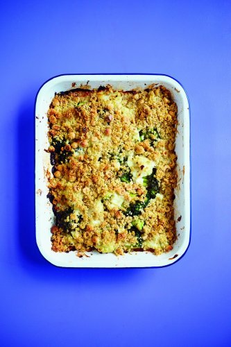 20 recettes de crumbles sucrés et salés pour l’hiver