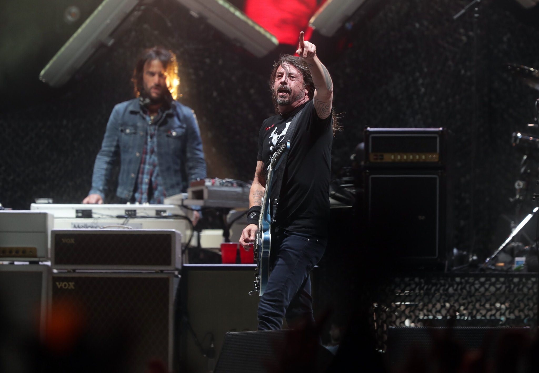 Watch Foo Fighters bring Shania Twain onstage for 'Best Of You'