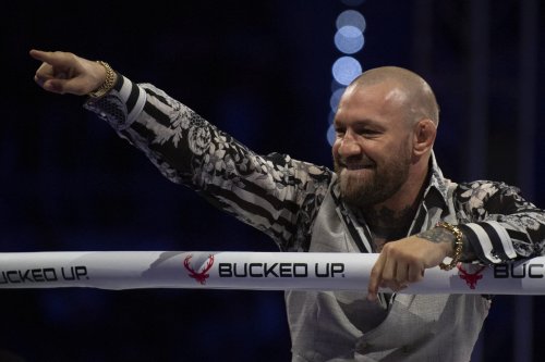 Conor McGregor calls out Logan Paul