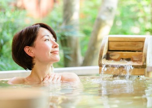 Weird Things Tourists Often Forget at Japanese Hot Springs