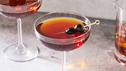 The Classic Manhattan Cocktail Will Make You Feel Like A Master Bartender