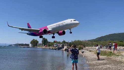 Viral video shows tourists duck as jet makes ‘lowest ever’ landing at Skiathos Airport