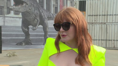 Bryce Dallas Howard on LIVING with Jurassic World co-stars!