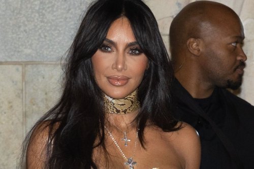 Kim Kardashian shows off her beach vacation and bikini in latest post