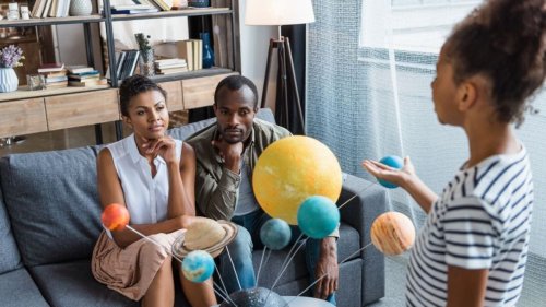17 Signs of Harmful Parenting That Can Affect Your Child’s Future