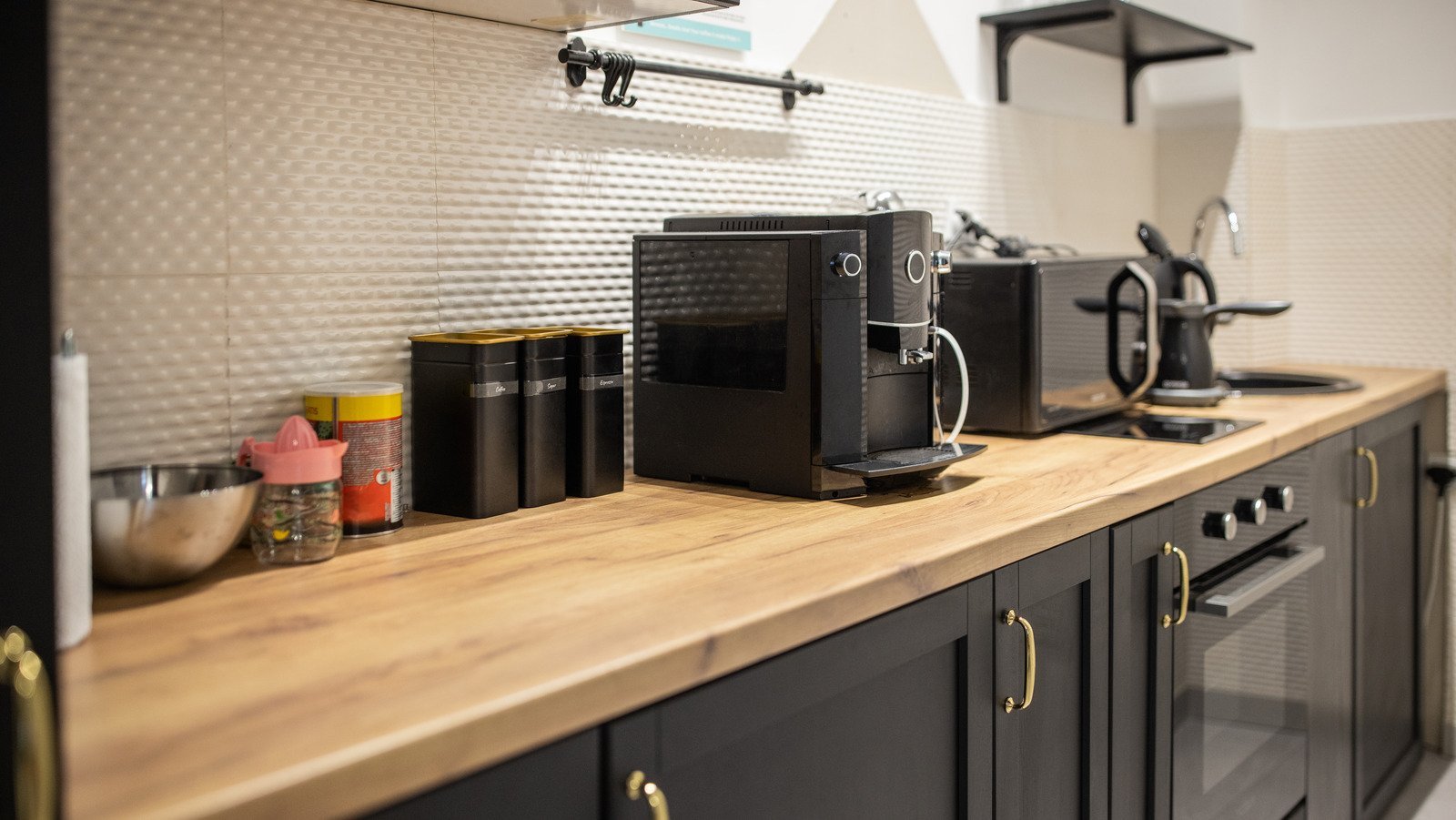 Clever Tricks That'll Help Keep Your Cabinets Organzied