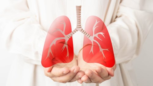 What Are The Symptoms Of Walking Pneumonia?