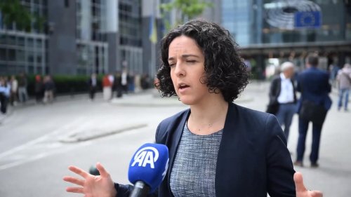 Belgium: Activists lie on ground outside EU Parliament to protest Israeli strikes on Gaza