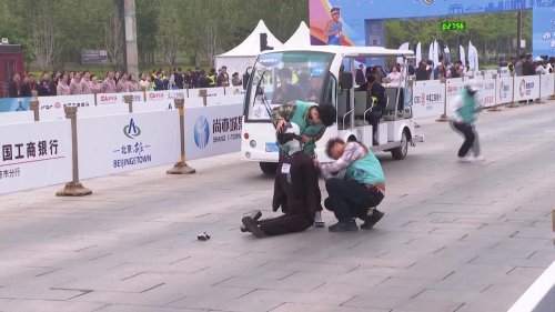 China's first humanoid robot half-marathon attracts great public attention