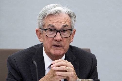 Fed's Powell urges broader regulation for stablecoins